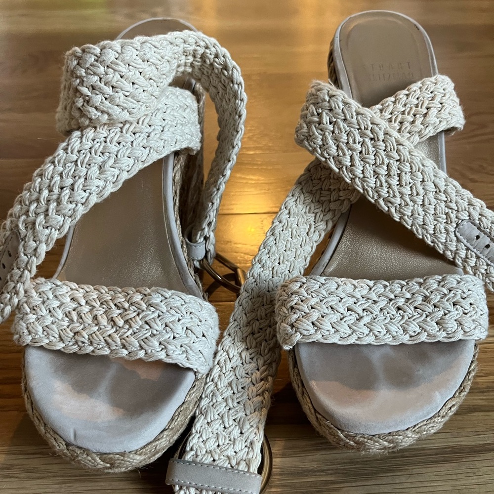Stuart Weitzman crossover espadrille wedge in a women’s 6.